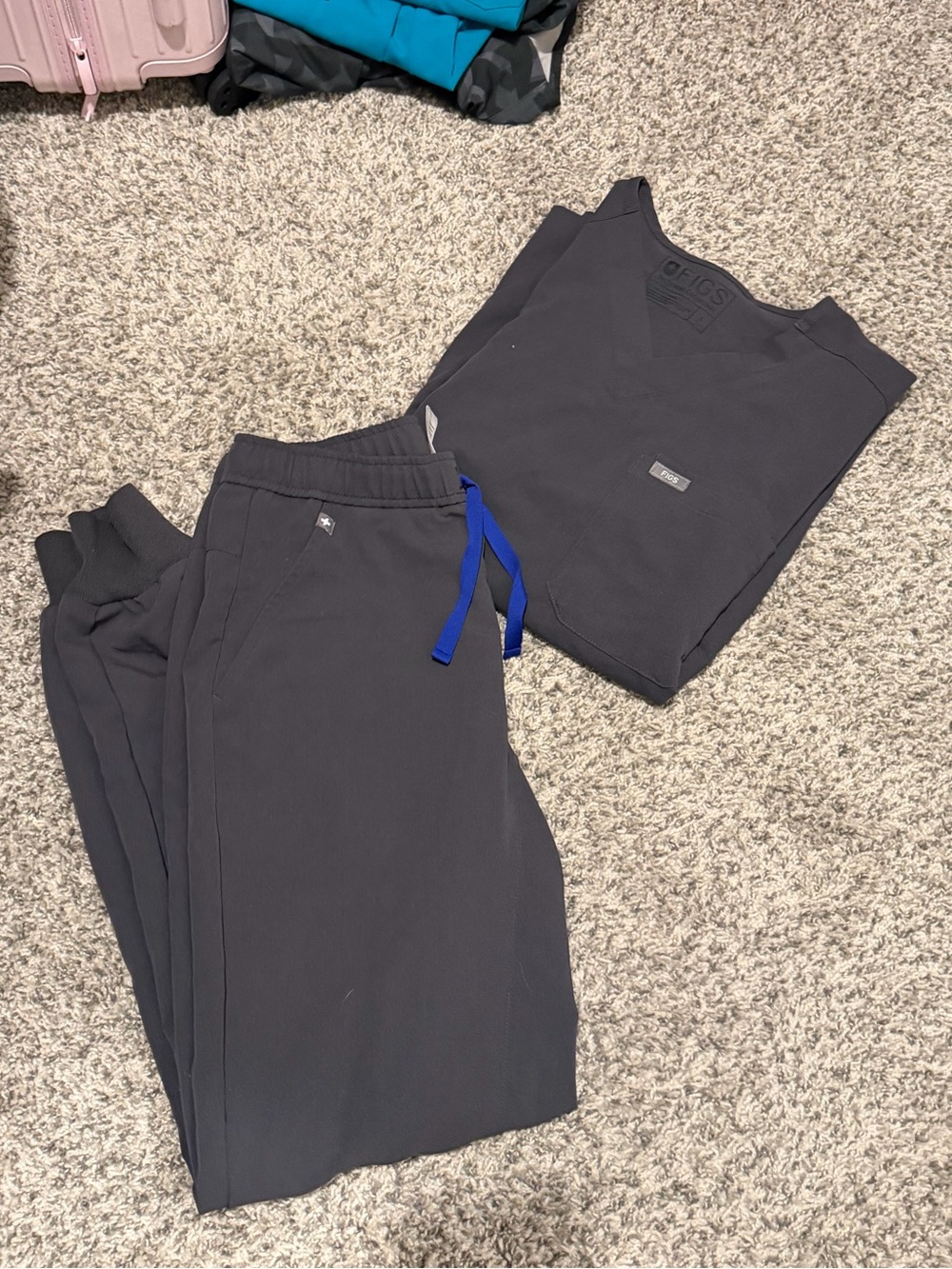 Men’s Charcoal Gray Figs